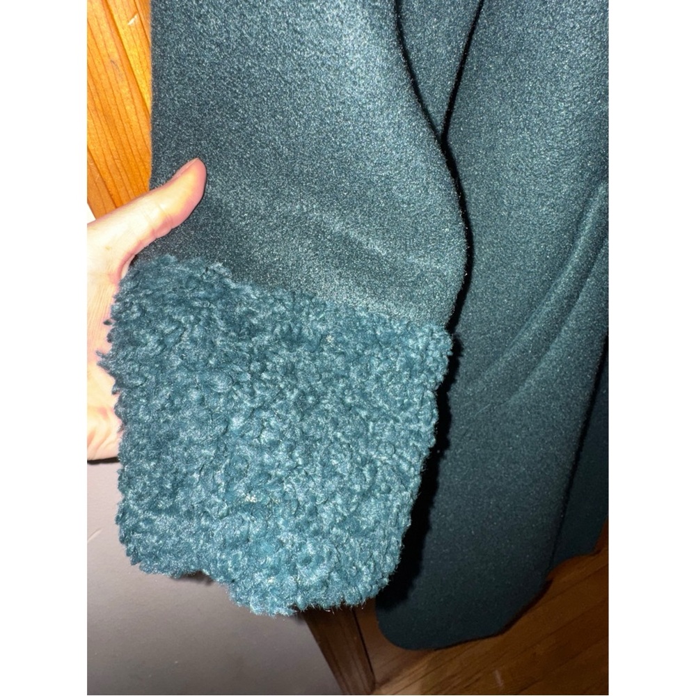 🆕 Hutch Deep Teal Faux Shearling Coat Size Small - NWT - Picture 6 of 8